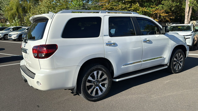 2021 Toyota Sequoia Limited Image 4 of 28