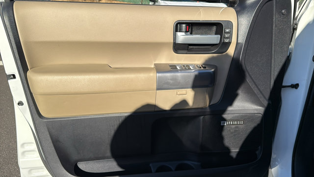 2021 Toyota Sequoia Limited Image 18 of 28