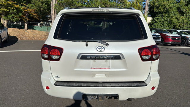 2021 Toyota Sequoia Limited Image 5 of 28