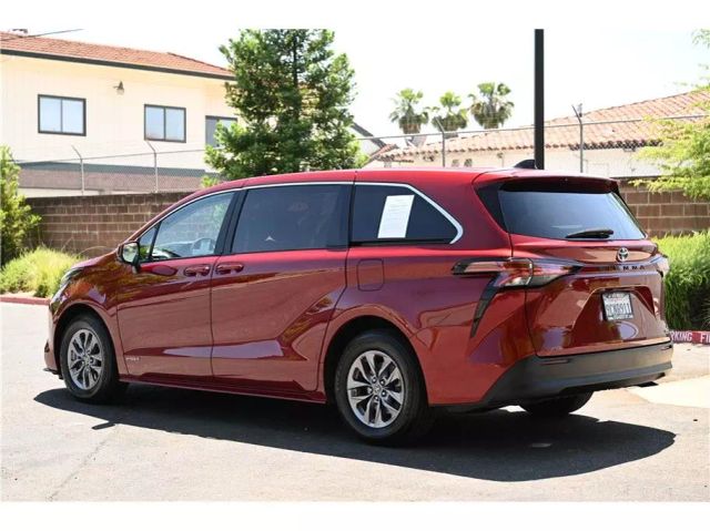 Vehicle image 7 of 35