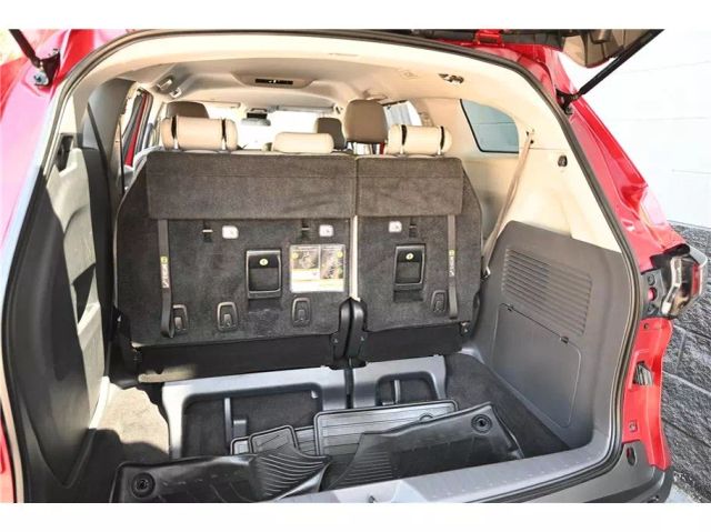 Vehicle image 16 of 35