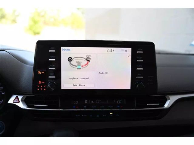 Vehicle image 24 of 35