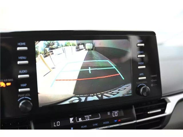 Vehicle image 26 of 35