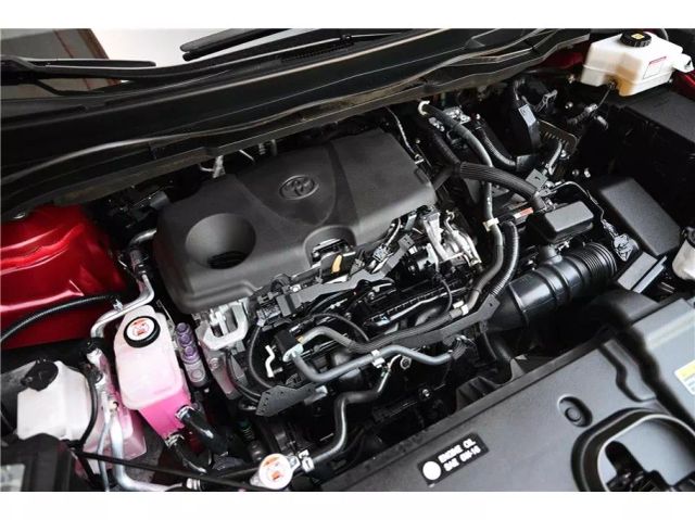 Vehicle image 10 of 35