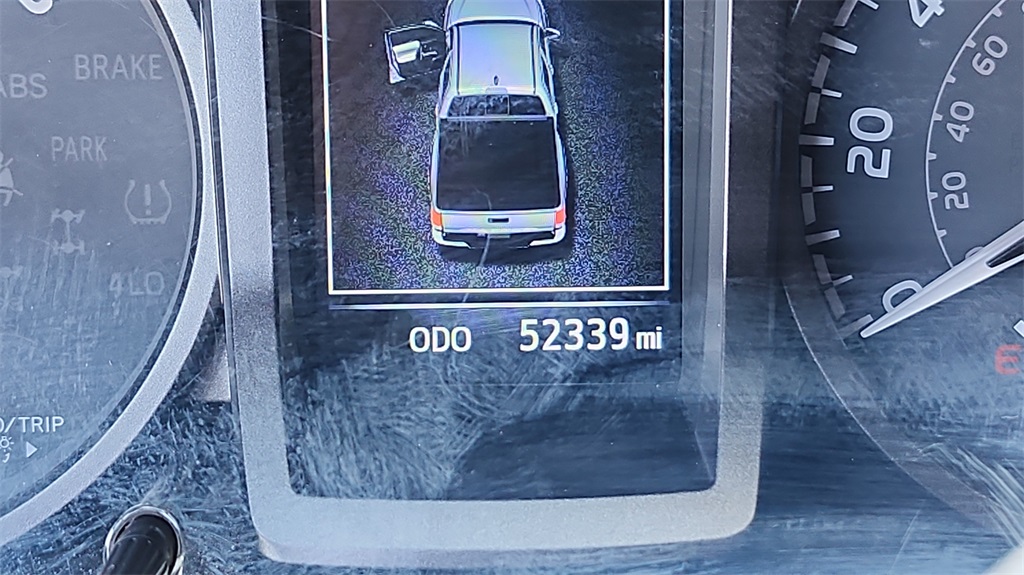 Vehicle image 11 of 38