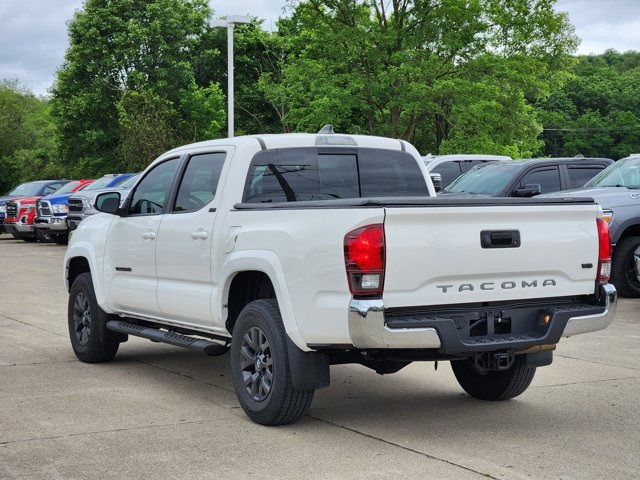 Vehicle image 7 of 28