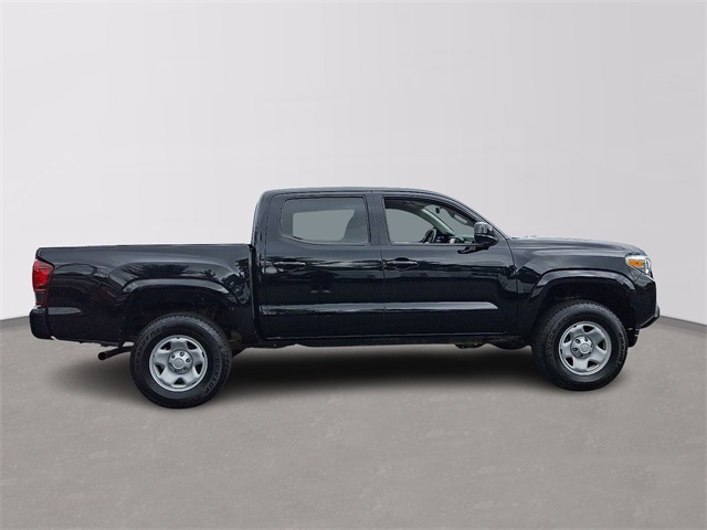 Vehicle image 4 of 30