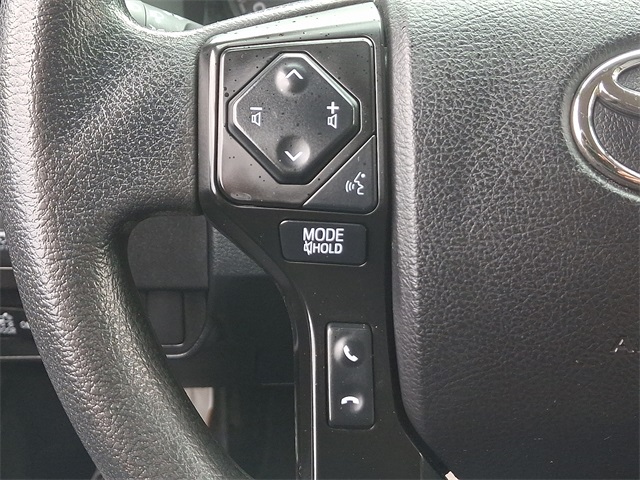 Vehicle image 22 of 30