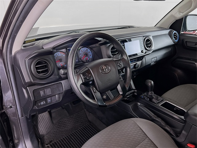 Vehicle image 29 of 32