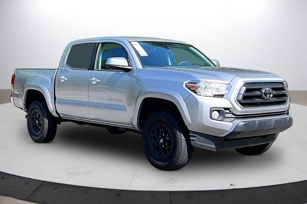 2021 Toyota Tacoma SR5 Image 3 of 34