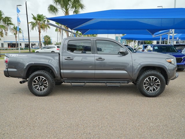 Vehicle image 4 of 25