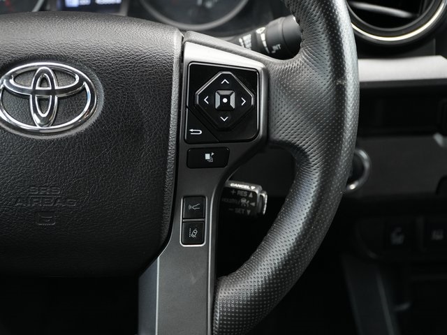 Vehicle image 14 of 25