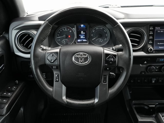 Vehicle image 24 of 25