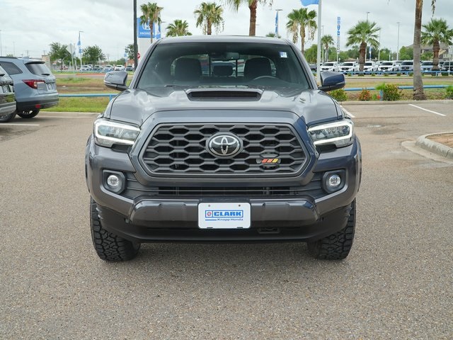 Vehicle image 2 of 25