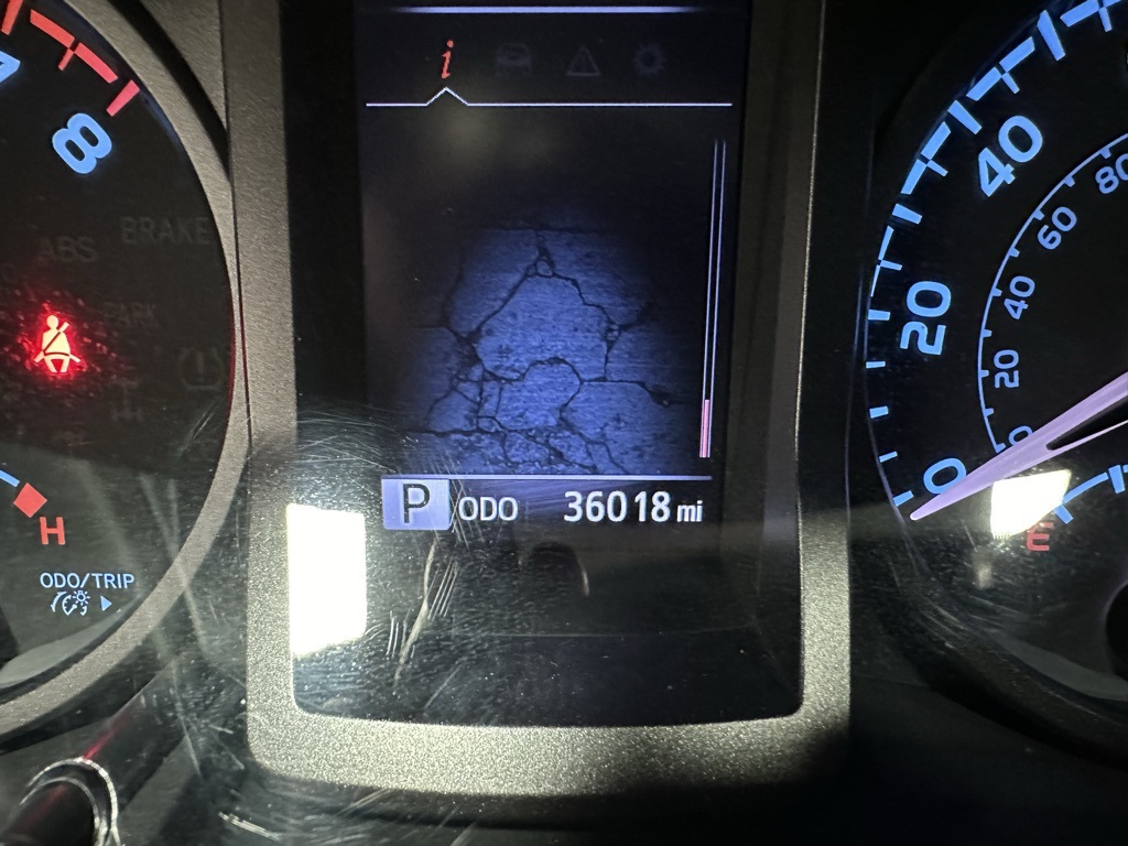Vehicle image 24 of 52
