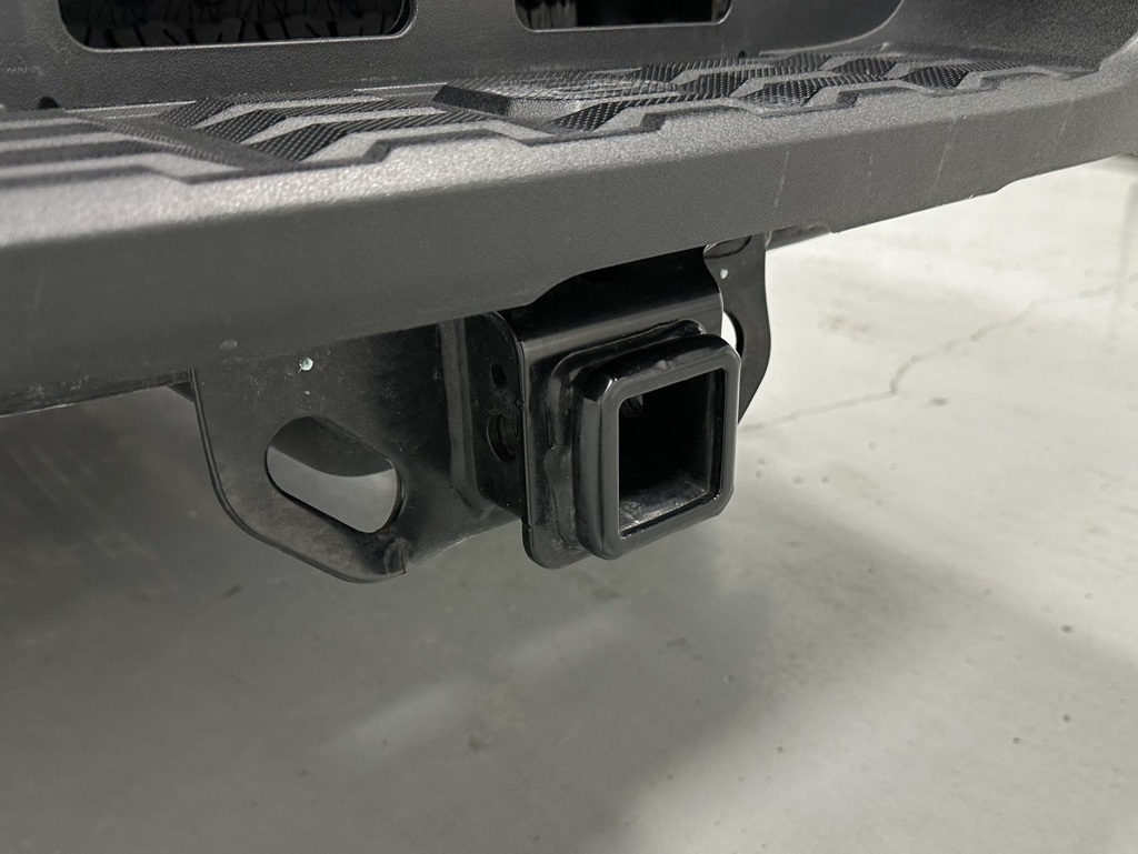 Vehicle image 40 of 52