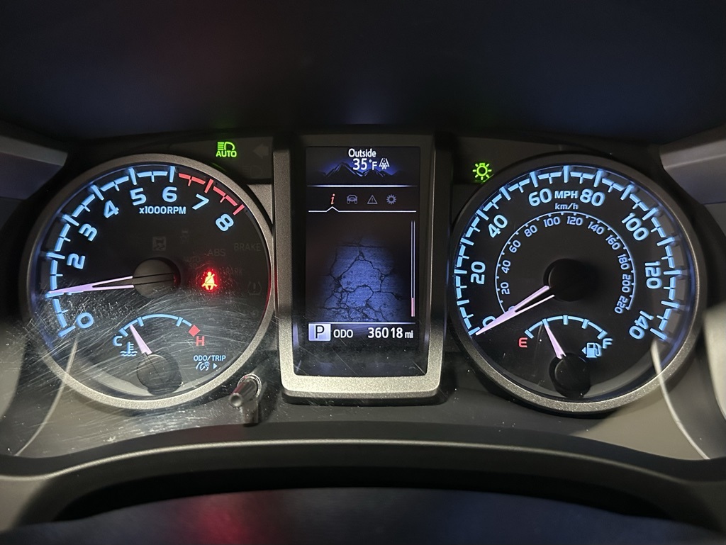 Vehicle image 23 of 52