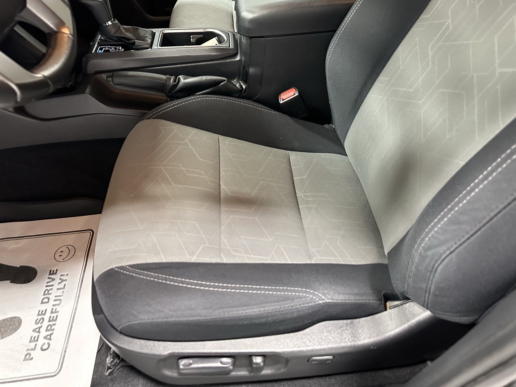 Vehicle image 11 of 52