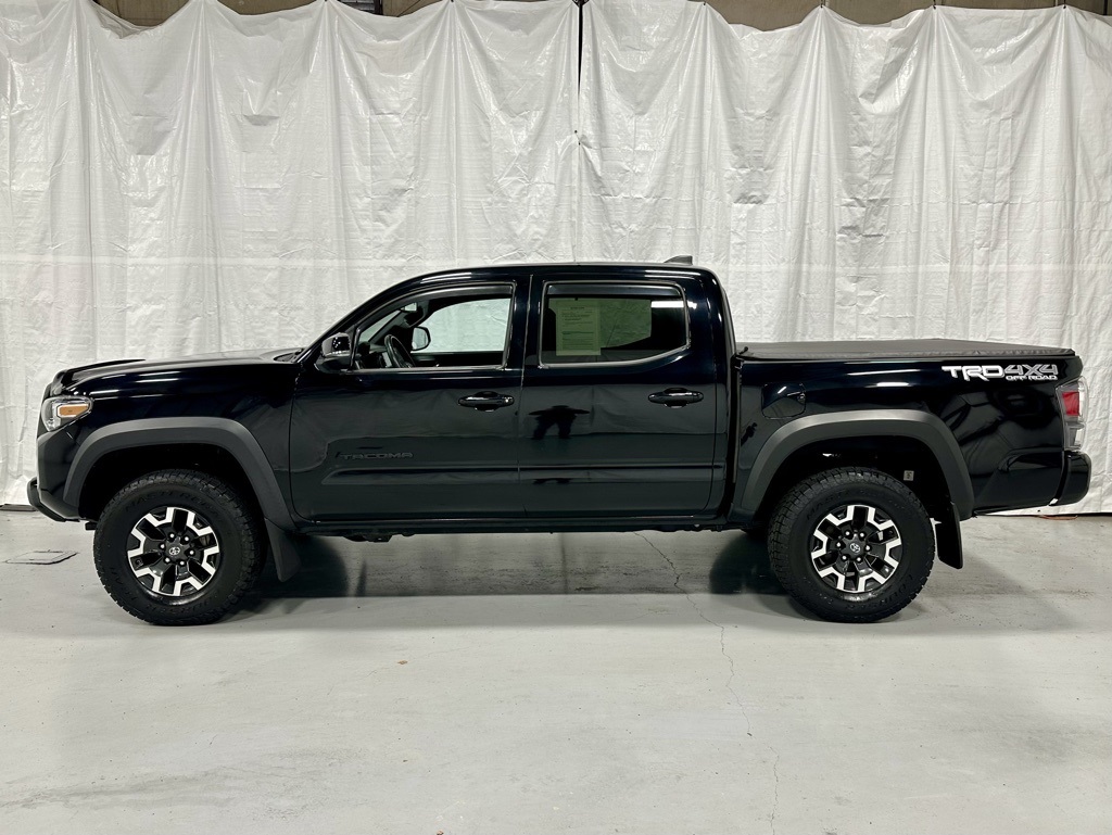 Vehicle image 6 of 52