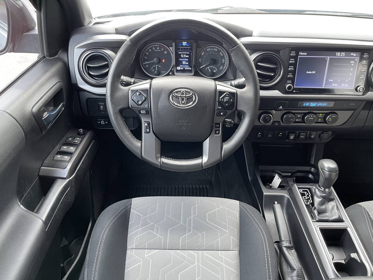 Vehicle image 20 of 38