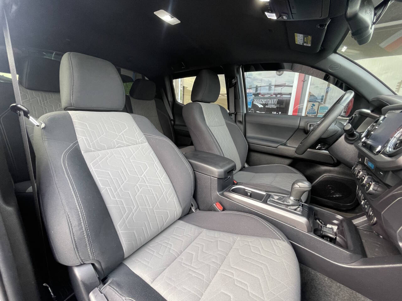 Vehicle image 15 of 38