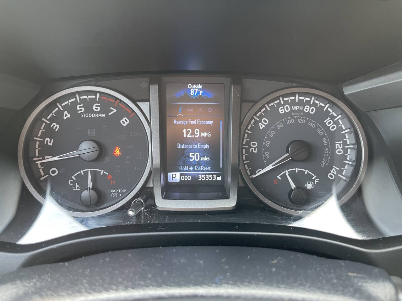 Vehicle image 23 of 38