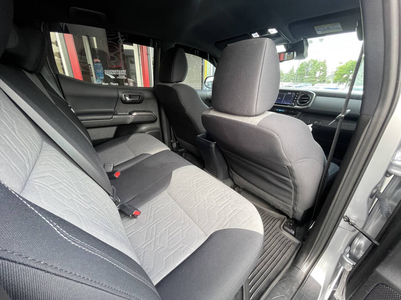 Vehicle image 13 of 38