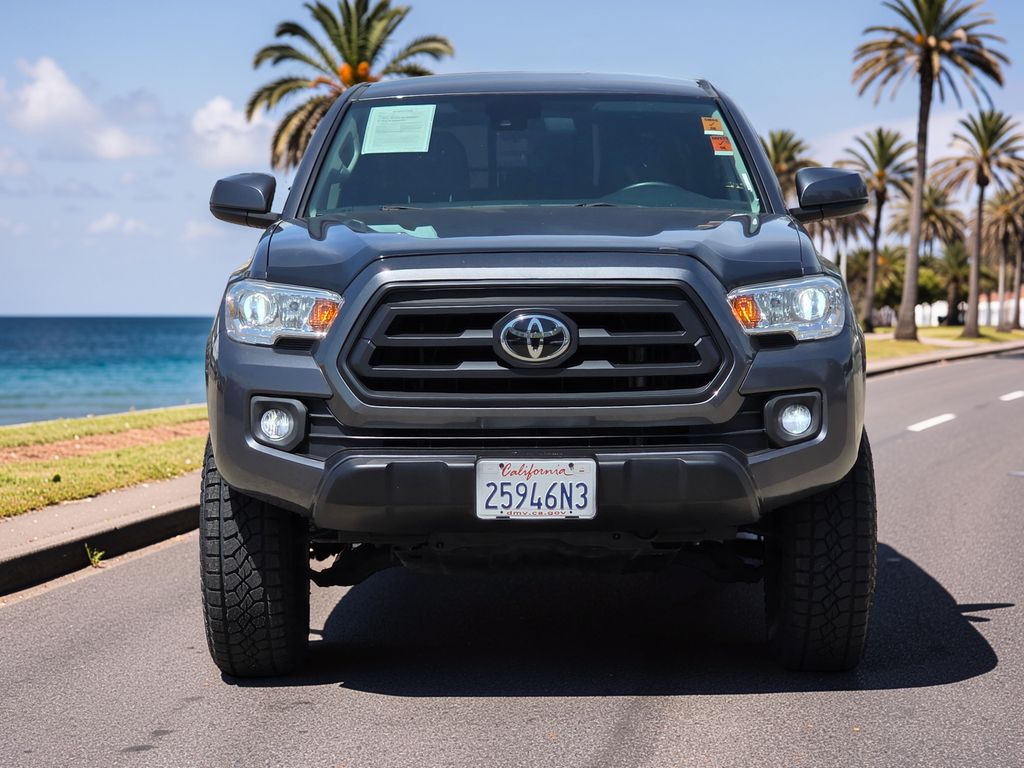 2021 Toyota Tacoma SR Image 2 of 44