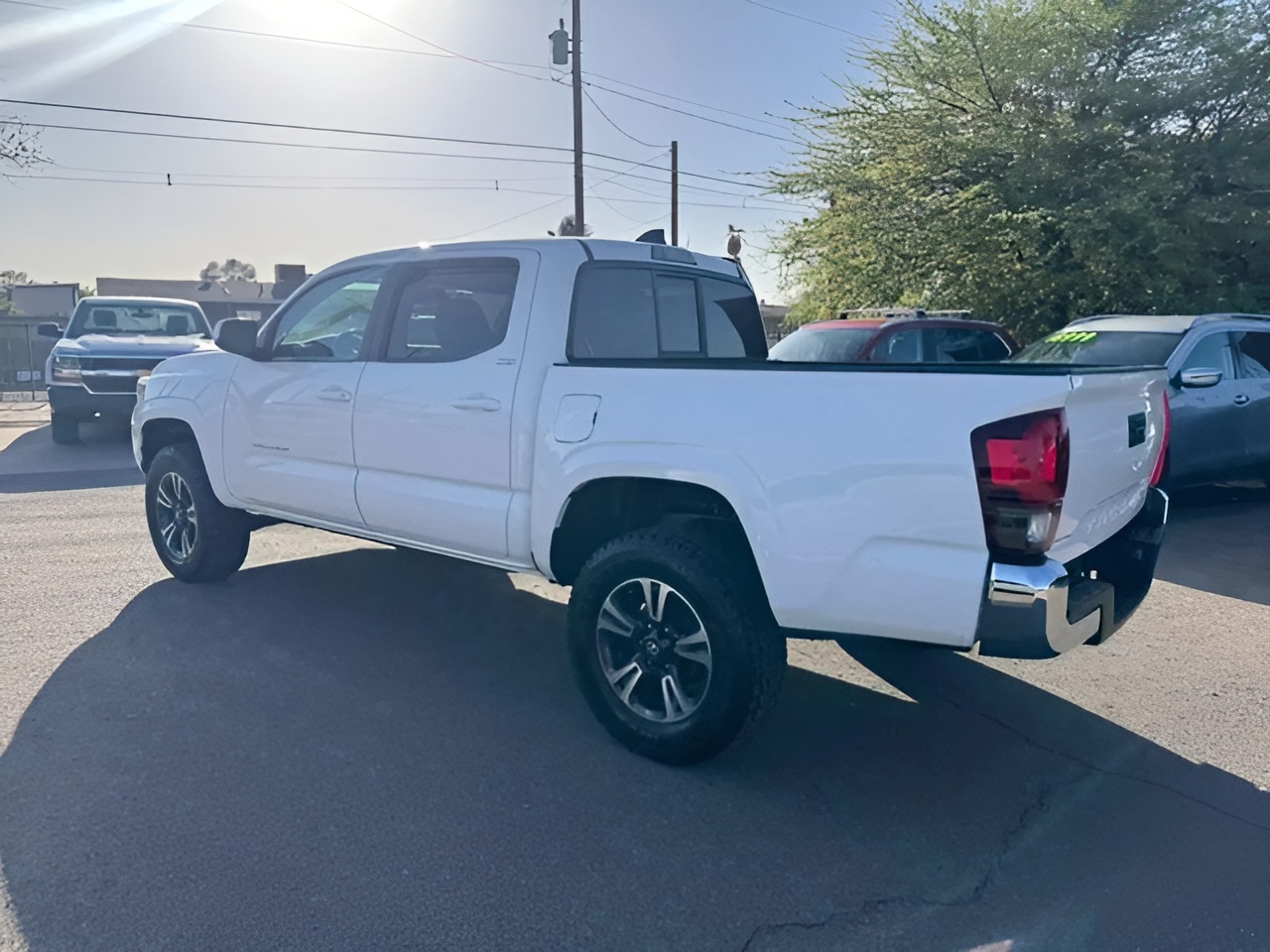 Vehicle image 17 of 17