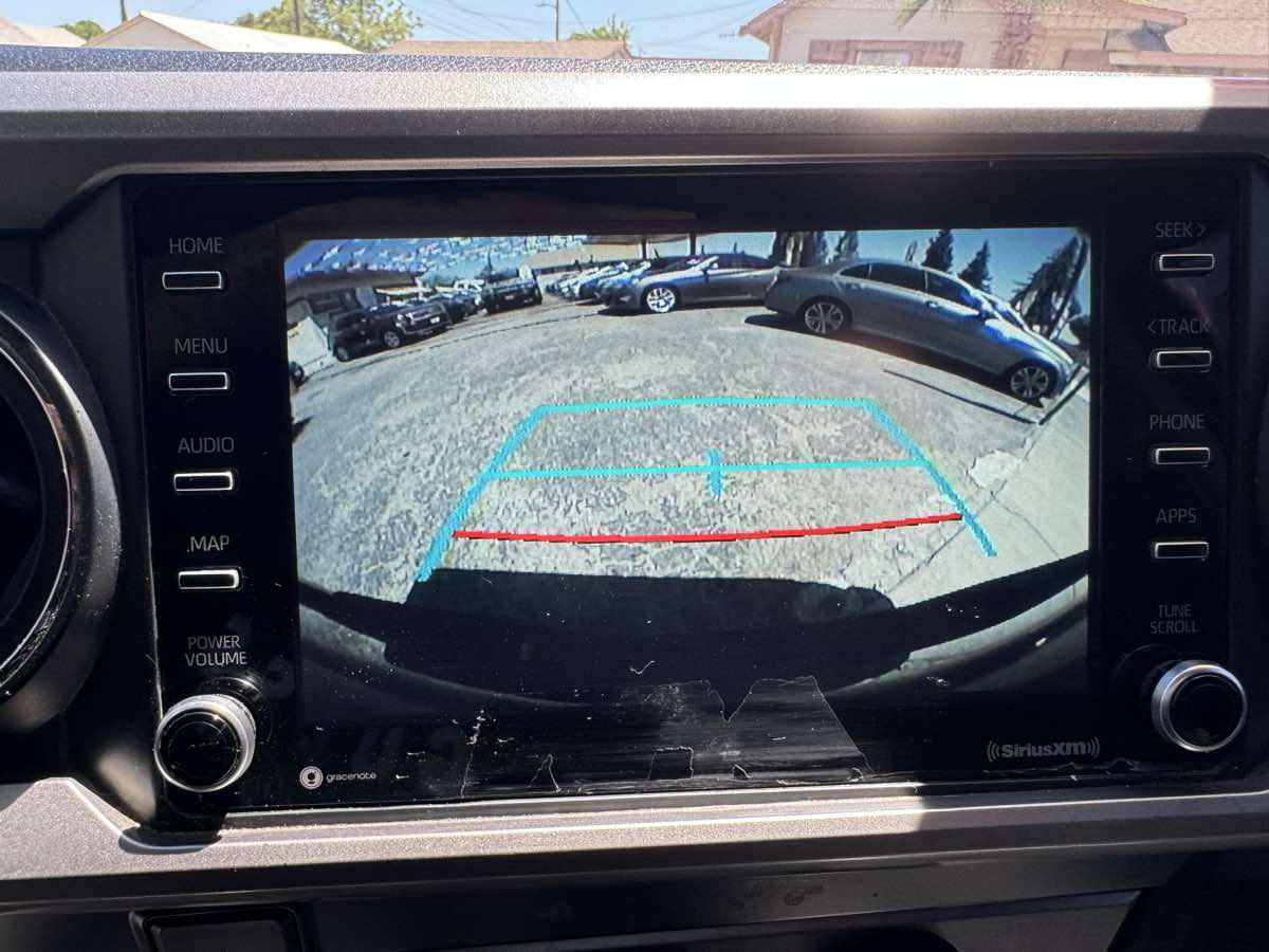 Vehicle image 12 of 15