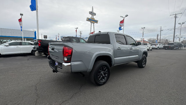 Vehicle image 5 of 33