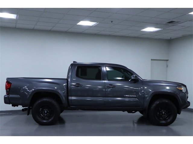 Vehicle image 6 of 31