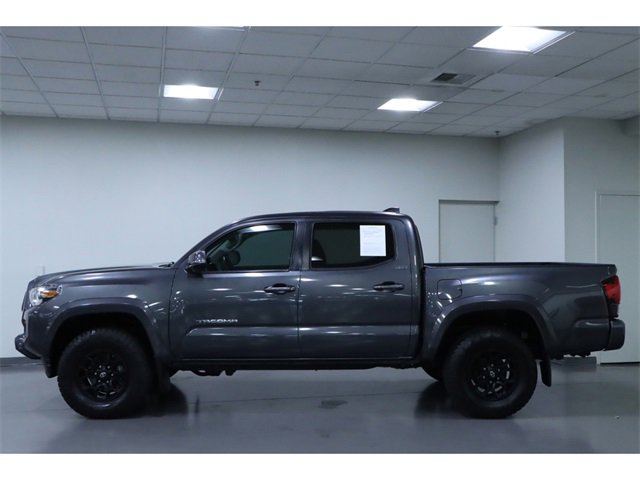 Vehicle image 11 of 31