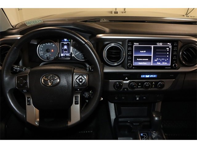 Vehicle image 19 of 31