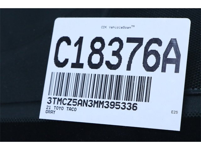 Vehicle image 27 of 31