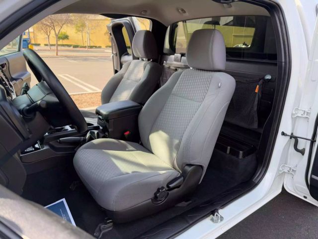 Vehicle image 15 of 42