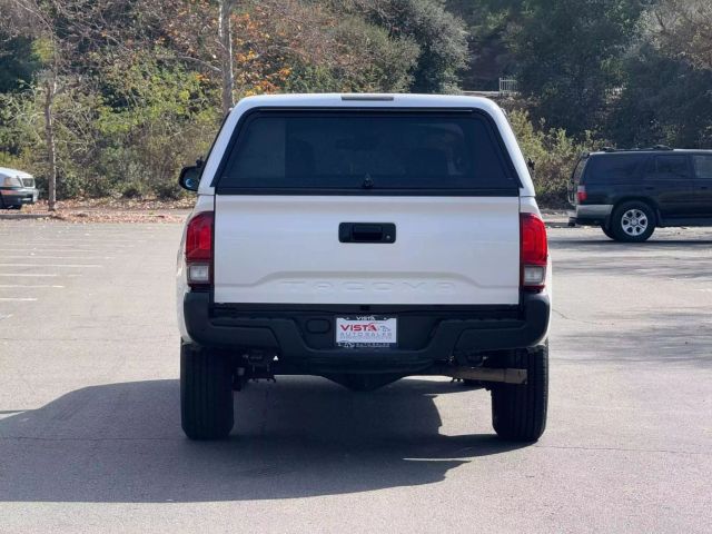 Vehicle image 7 of 33