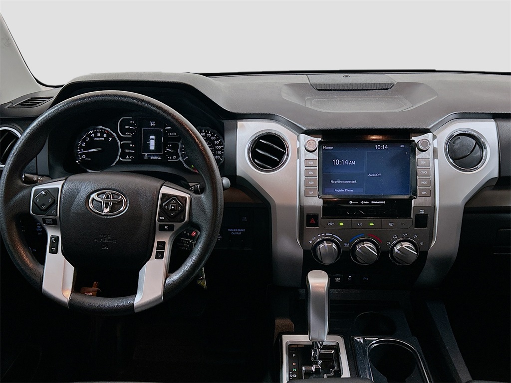 Vehicle image 18 of 28