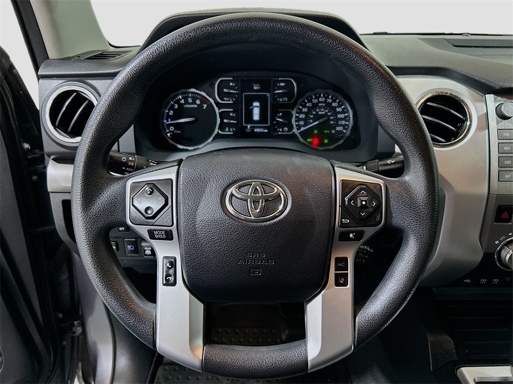 Vehicle image 9 of 28
