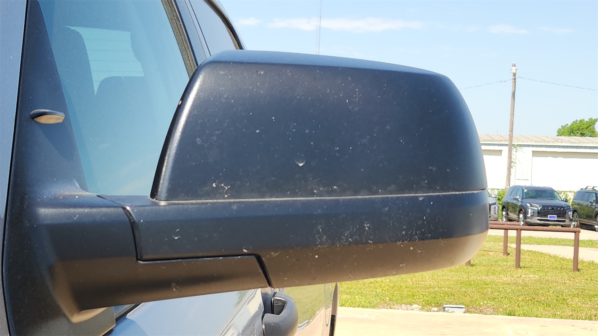 Vehicle image 28 of 31