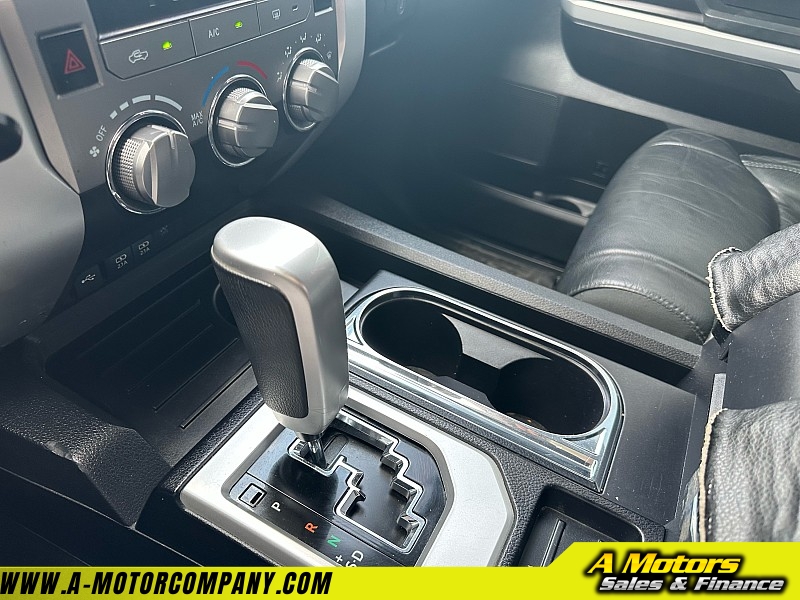 Vehicle image 19 of 30