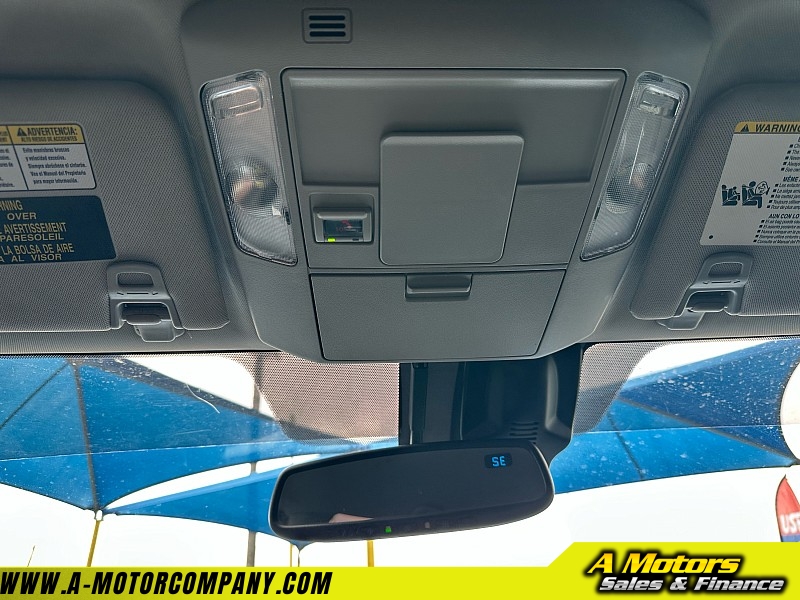 Vehicle image 22 of 30