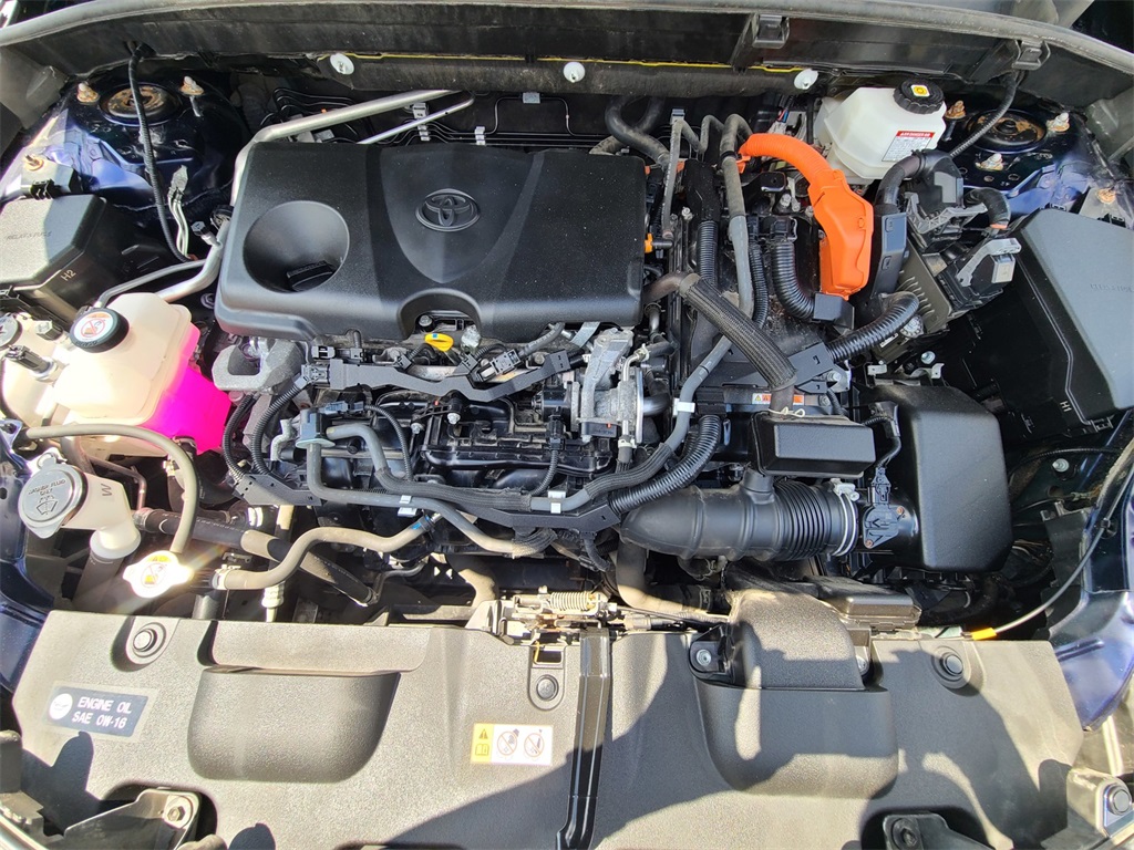 Vehicle image 39 of 40