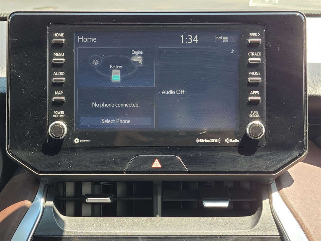 Vehicle image 21 of 40