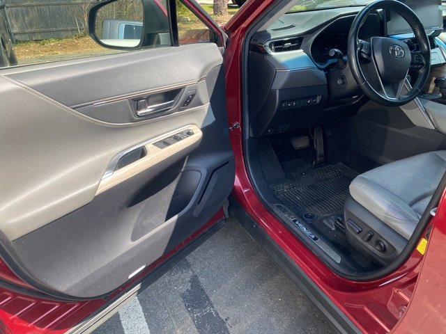 Vehicle image 5 of 15