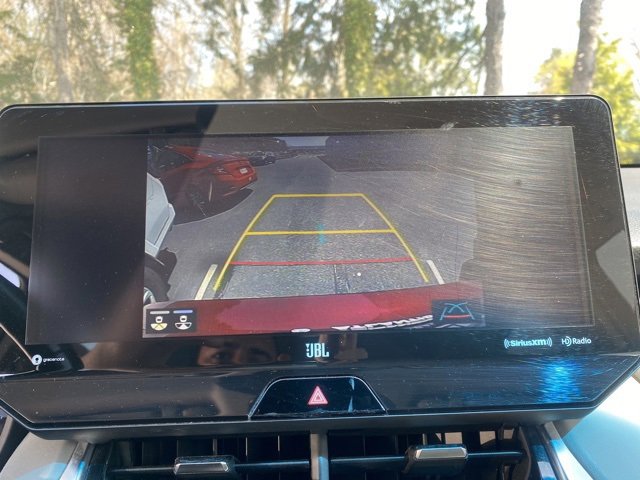 Vehicle image 12 of 15