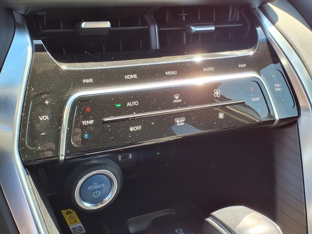 Vehicle image 19 of 20