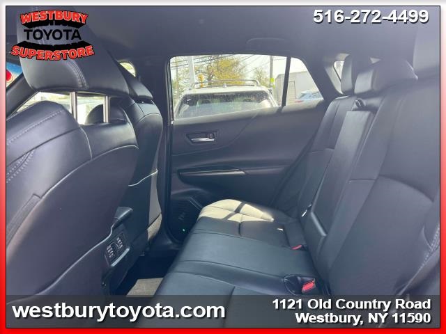 Vehicle image 12 of 38