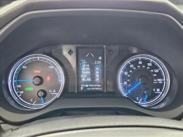 Vehicle image 11 of 24