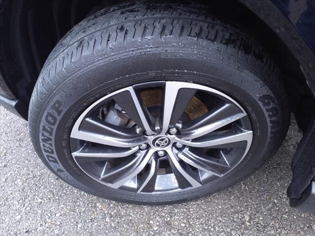 Vehicle image 22 of 22